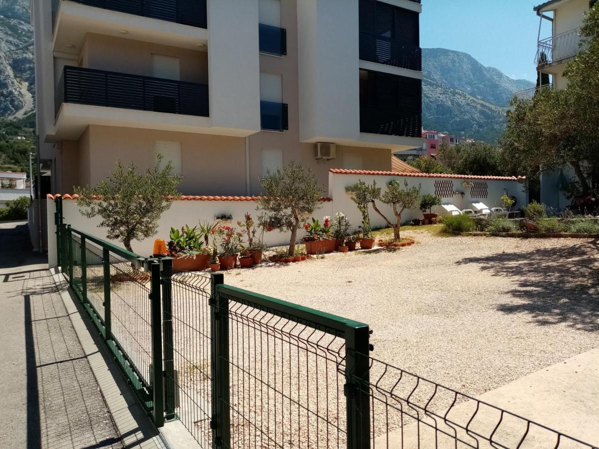 Tihana-Ground Floor With Large Terrace Makarska Luaran gambar